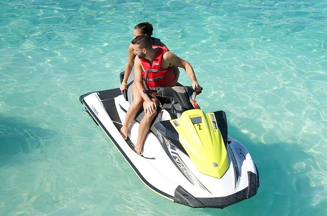 3 Hour Jet ski Adventure Swim with Rays and More - Rum Point: beach break, food and a cold drink pause