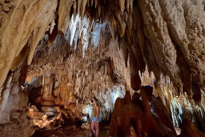 Cayman Crystal Caves Tour in Grand Cayman - What to wear and bring: comfortable shoes, heat management, and bug spray