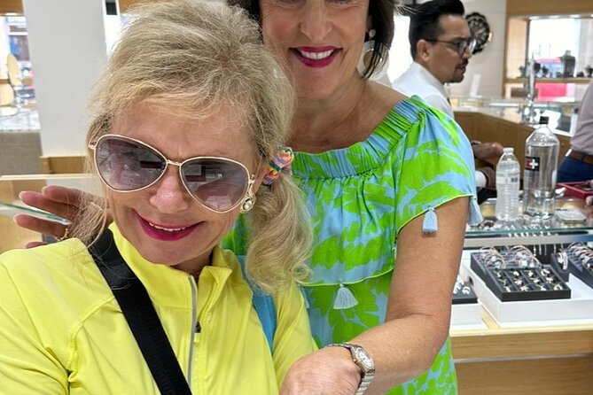 Diamonds and Cocktails a Shopping Experience in Grand Cayman - The diamond talk that helps you make real comparisons