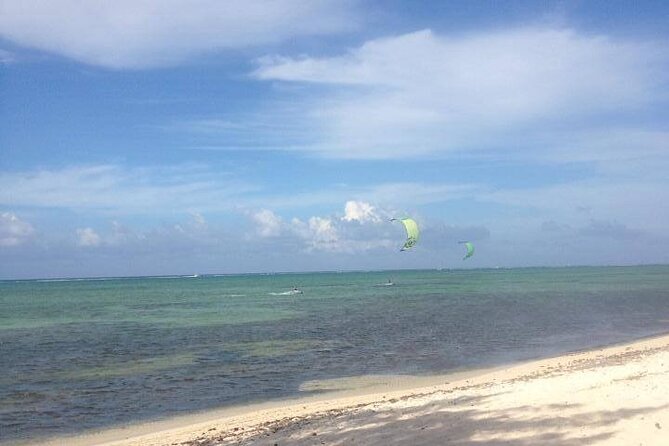 Grand Cayman Kitesurf Gear Rental - The riding focus: cruising, tricks, and using the wind on your terms