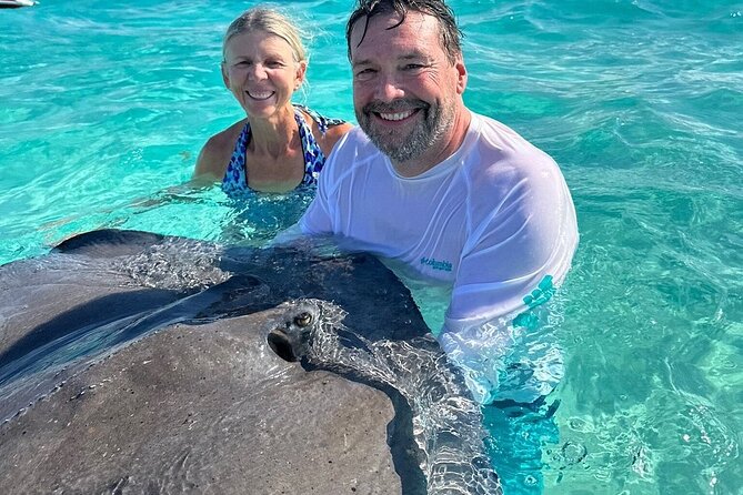 Private Charter 28ft Grady White. Stingrays, Snorkeling, Starfish - Lunch and the longer option: when 6 hours makes sense