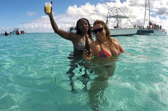 Stingray City Experience Plus Two Snorkeling spots Private Boat - The Private-Boat Experience: Less Waiting, More Doing