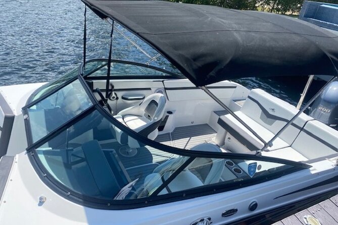 Stingray City, Star fish Point and Snorkeling Private Boat Tour - Price and value, and how it can work for your group size